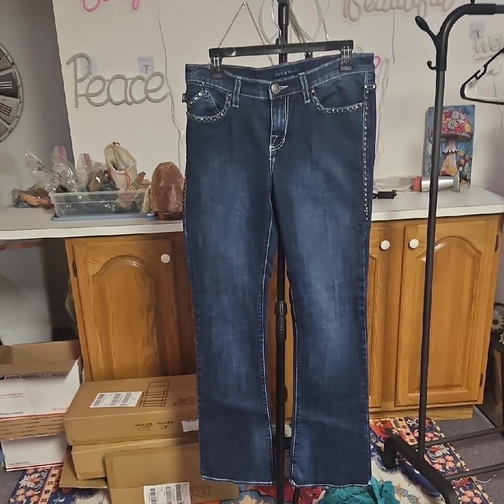 Classic Blue Straight Leg Jeans with Faded Details